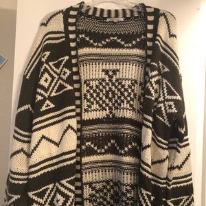 Green & Cream Printed Sweater